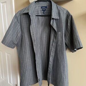 Croft & Barrow Men's Casual Gray Button-Down Shirt